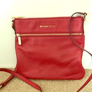 Red Crossbody Michael Kors purse